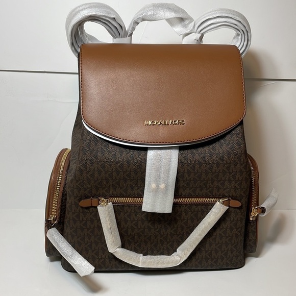 MICHAEL KORS Jet Set Large Logo Backpack cargo chain signature main image 7
